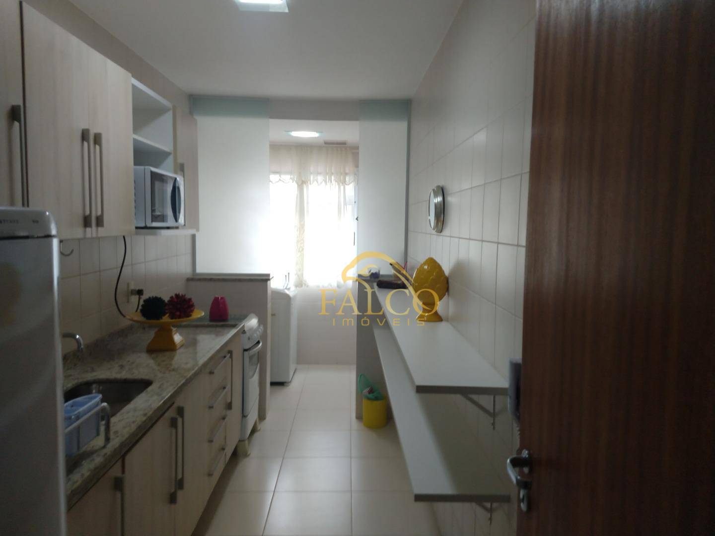 Apartamento à venda com 2 quartos, 90m² - Foto 3