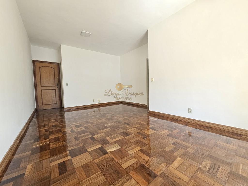 Apartamento à venda com 2 quartos, 70m² - Foto 5