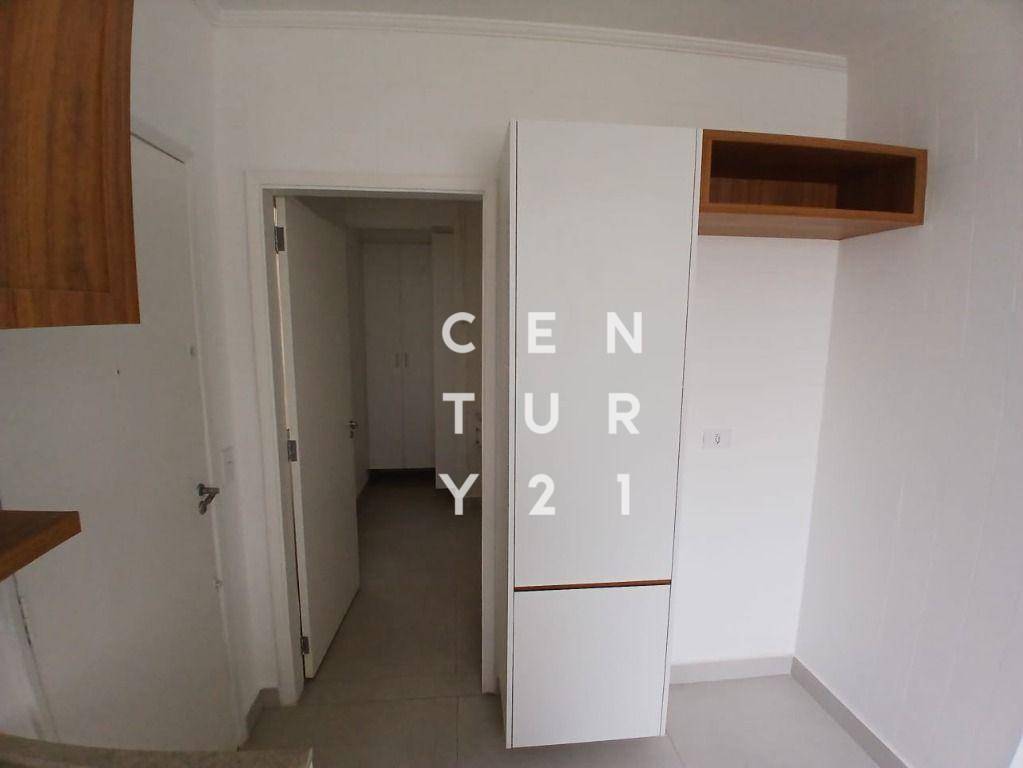 Apartamento para alugar com 3 quartos, 120m² - Foto 16