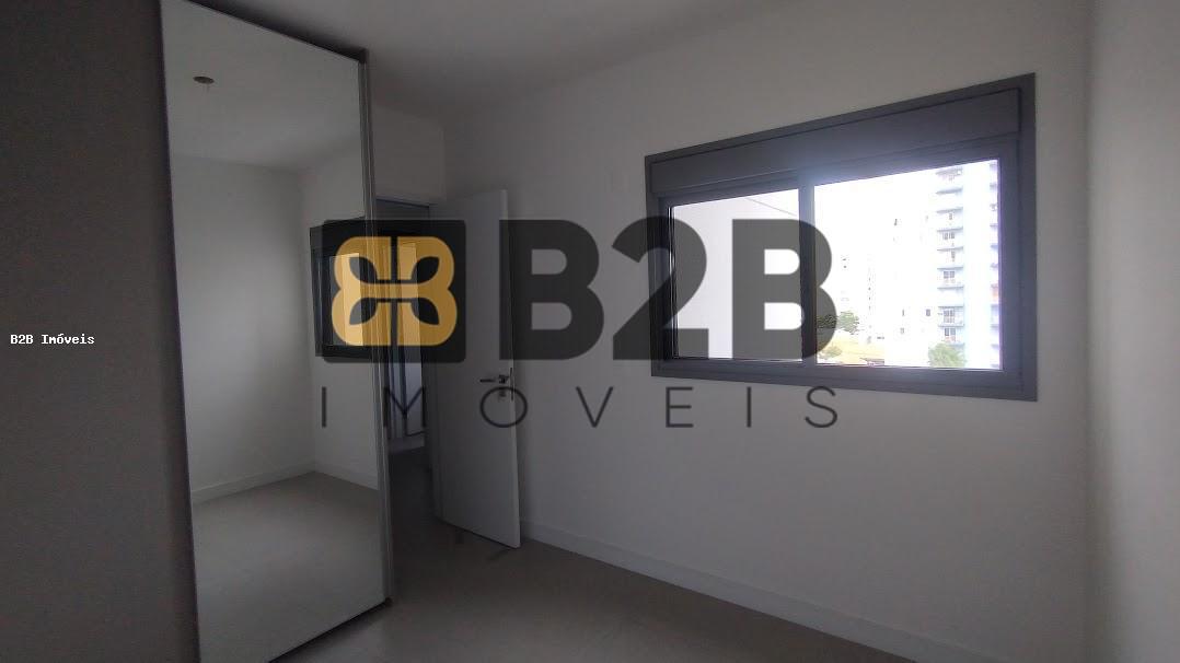 Apartamento à venda com 3 quartos, 96m² - Foto 22