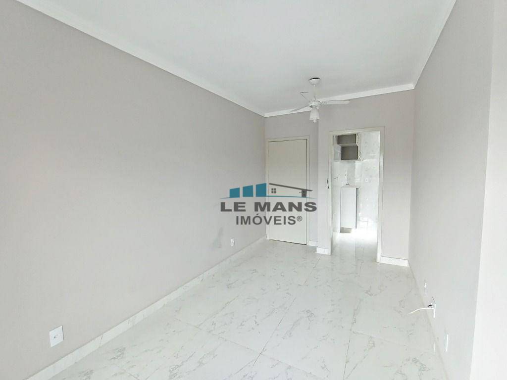 Apartamento à venda com 2 quartos, 53m² - Foto 4