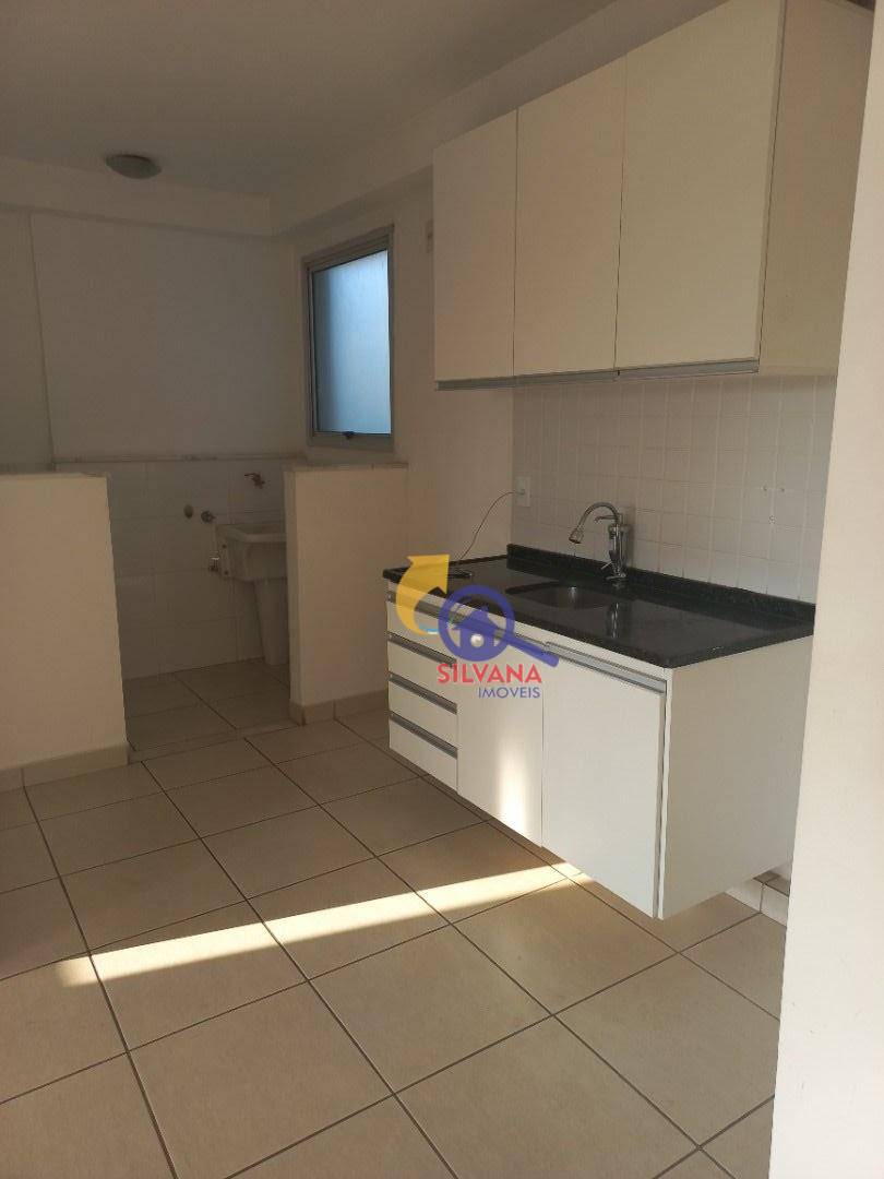 Apartamento para alugar com 3 quartos, 85m² - Foto 7