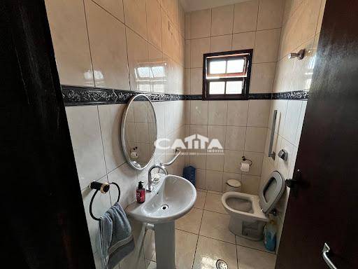 Casa para alugar com 3 quartos, 500m² - Foto 14