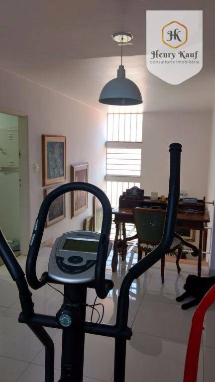 Casa à venda com 3 quartos, 350m² - Foto 27