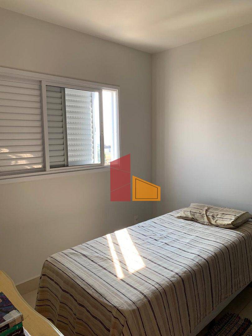 Apartamento à venda com 2 quartos, 65m² - Foto 18