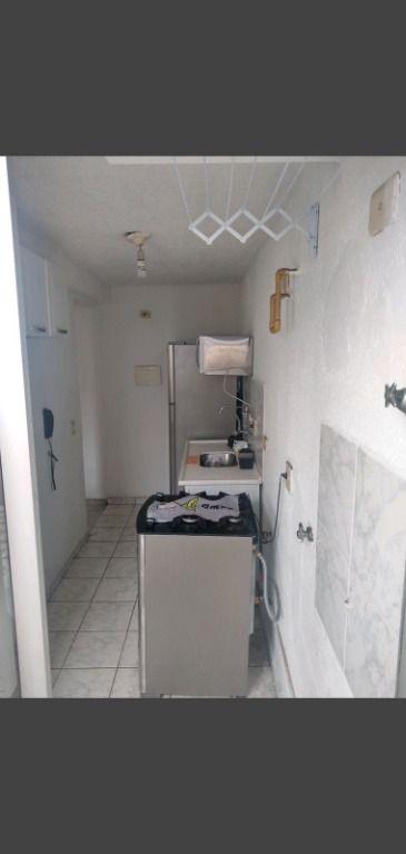 Apartamento à venda com 2 quartos, 60m² - Foto 10