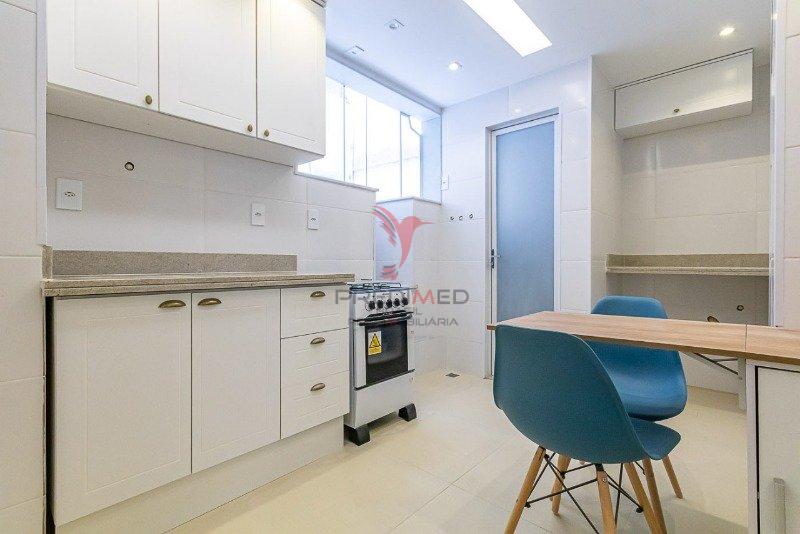 Apartamento à venda com 2 quartos, 80m² - Foto 6