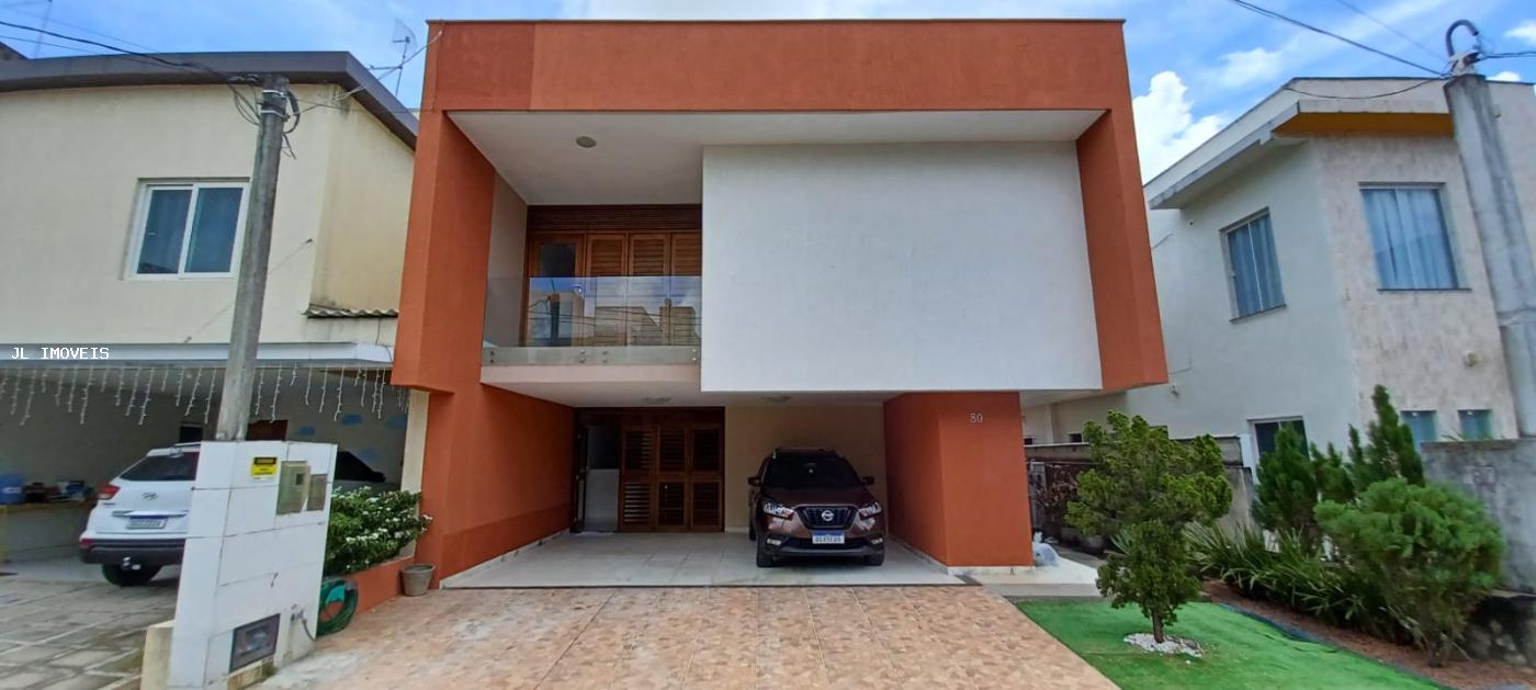 Casa à venda com 3 quartos, 340m² - Foto 1