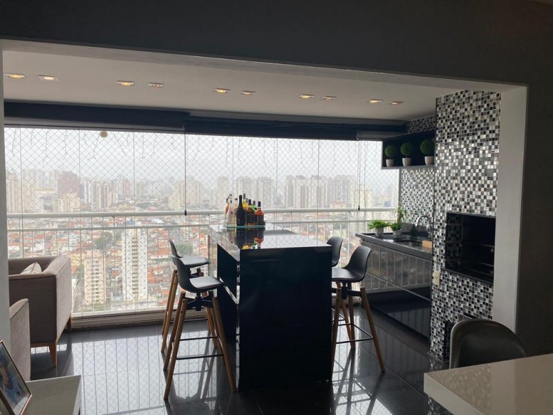 Apartamento à venda com 3 quartos, 115m² - Foto 1