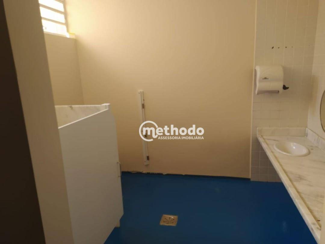 Casa à venda com 3 quartos, 309m² - Foto 4