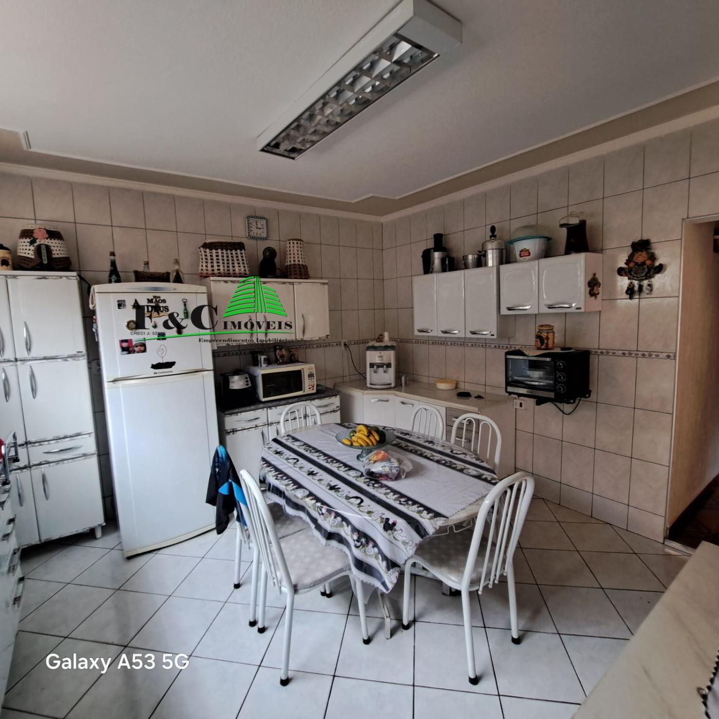 Casa à venda com 2 quartos, 160m² - Foto 19