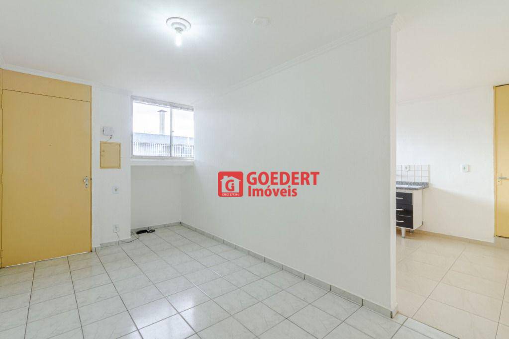 Apartamento para alugar com 3 quartos, 58m² - Foto 4