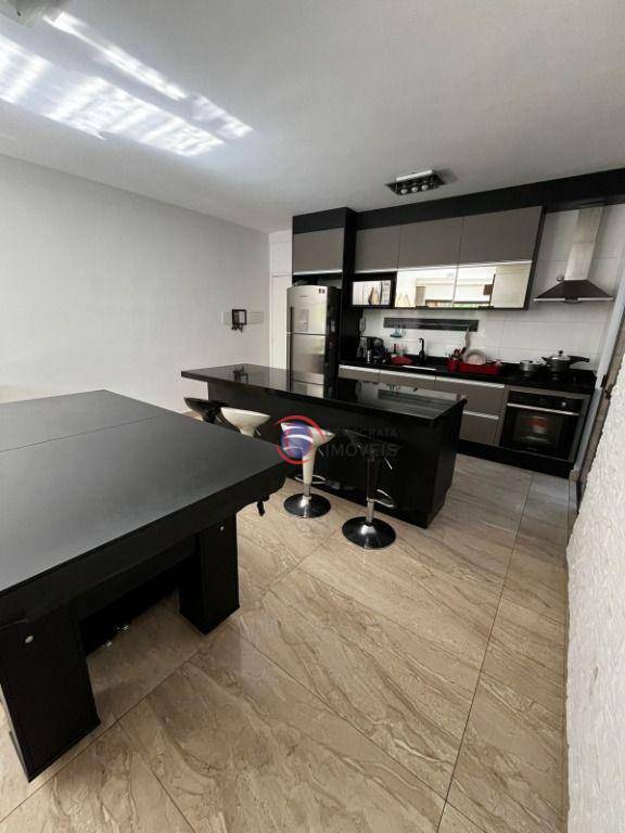 Apartamento à venda com 3 quartos, 86m² - Foto 12