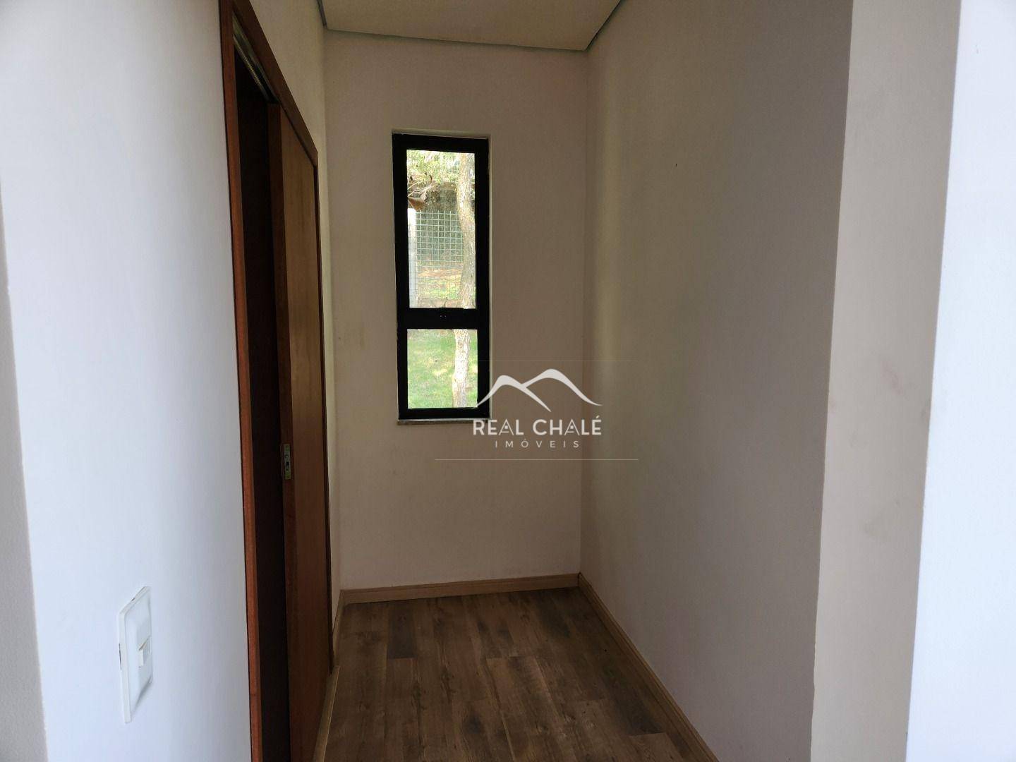 Casa à venda com 4 quartos, 250m² - Foto 12