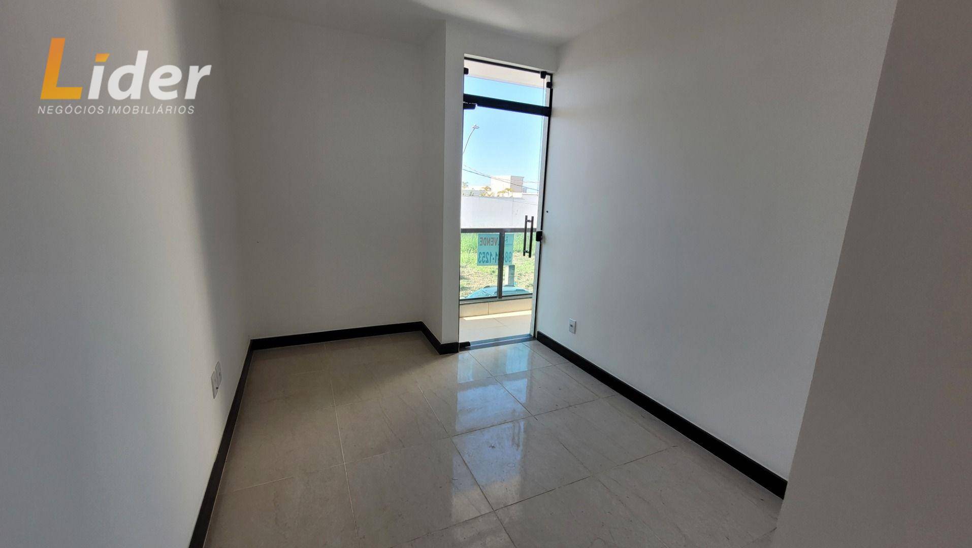 Casa à venda com 3 quartos, 110m² - Foto 12