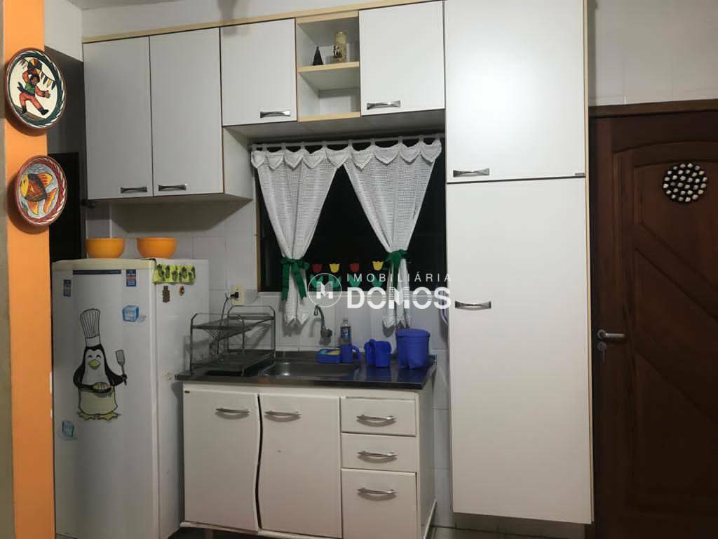 Apartamento à venda com 3 quartos, 111m² - Foto 8