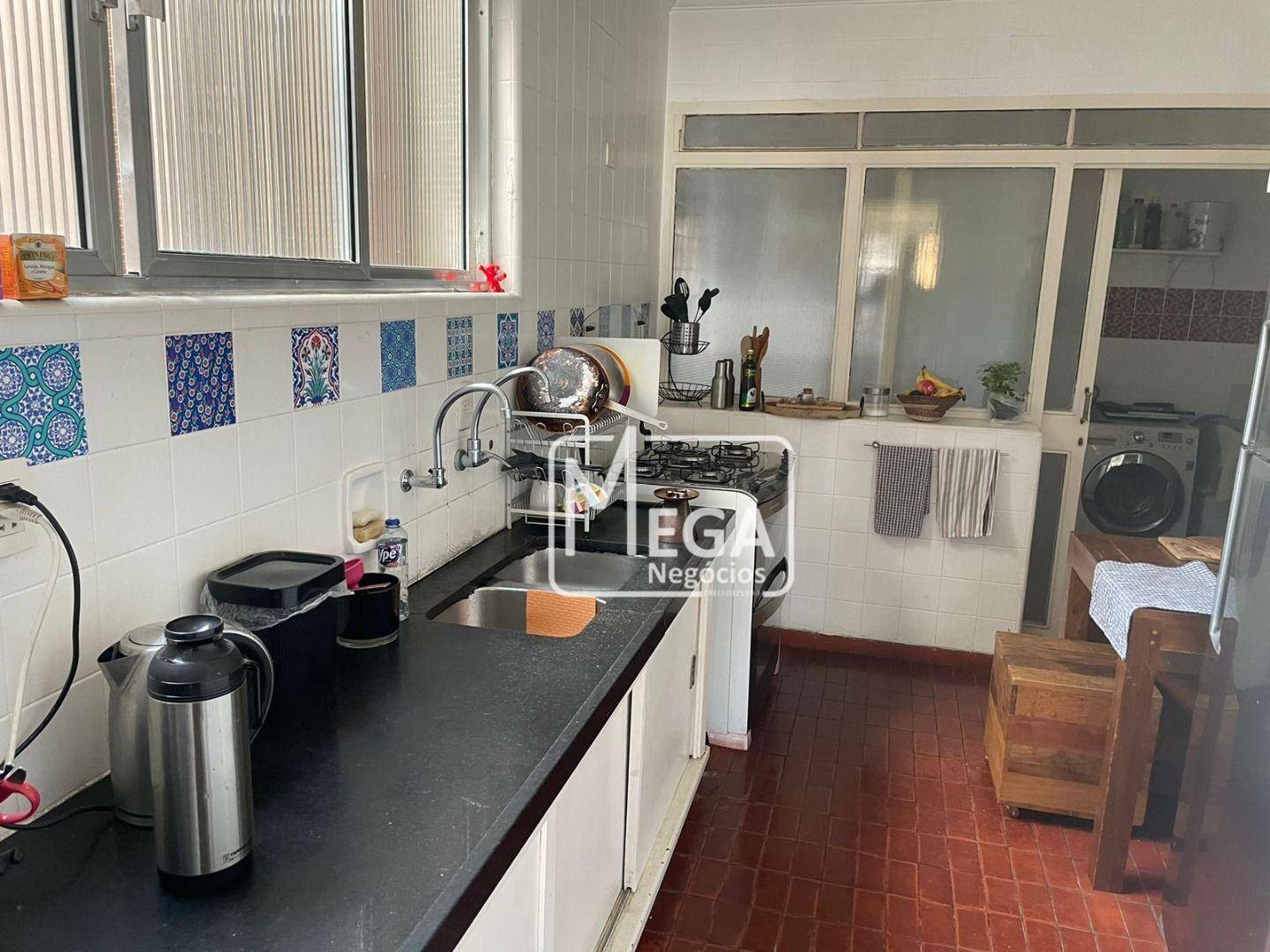 Apartamento à venda e aluguel com 3 quartos, 139m² - Foto 9