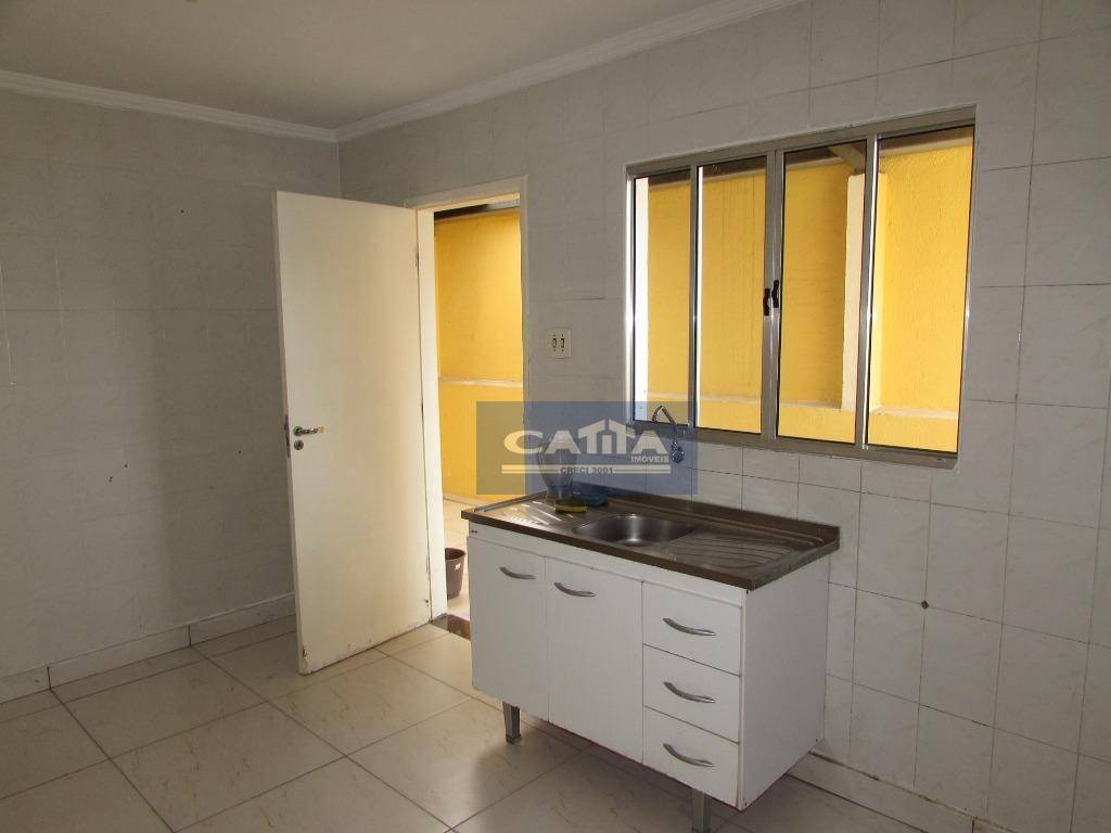 Sobrado à venda com 2 quartos, 180m² - Foto 10