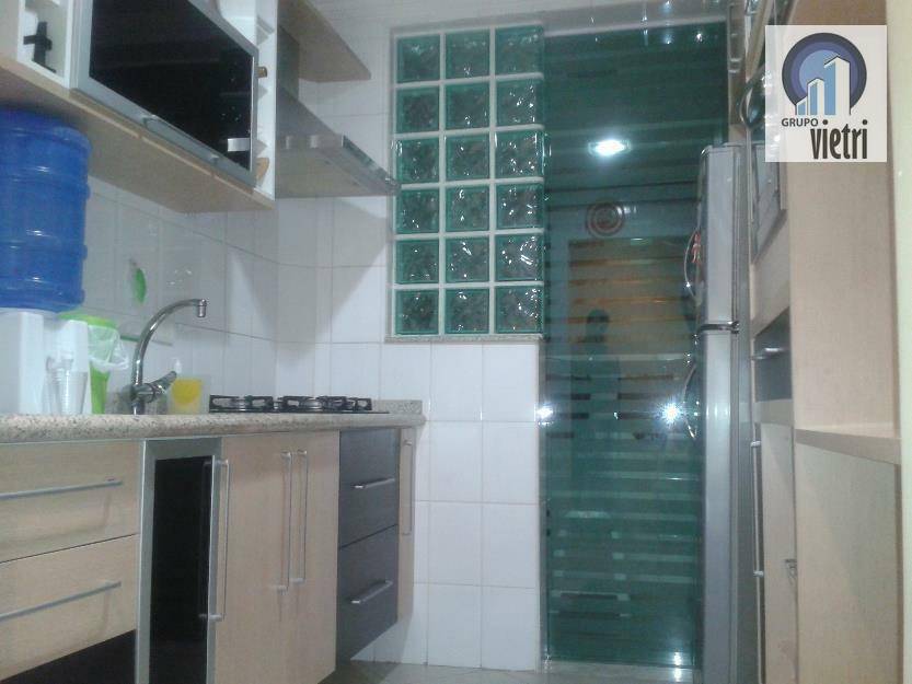 Apartamento à venda com 2 quartos, 64m² - Foto 9