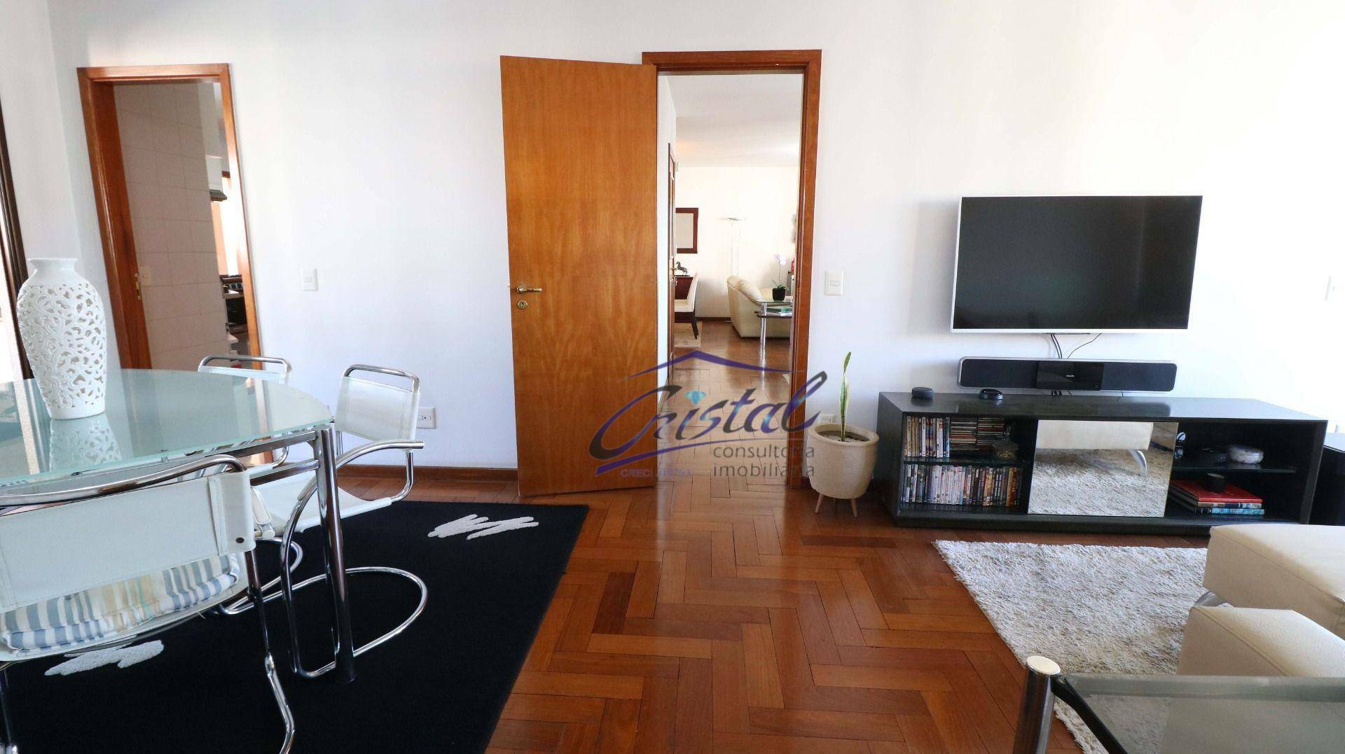 Apartamento à venda com 4 quartos, 226m² - Foto 14