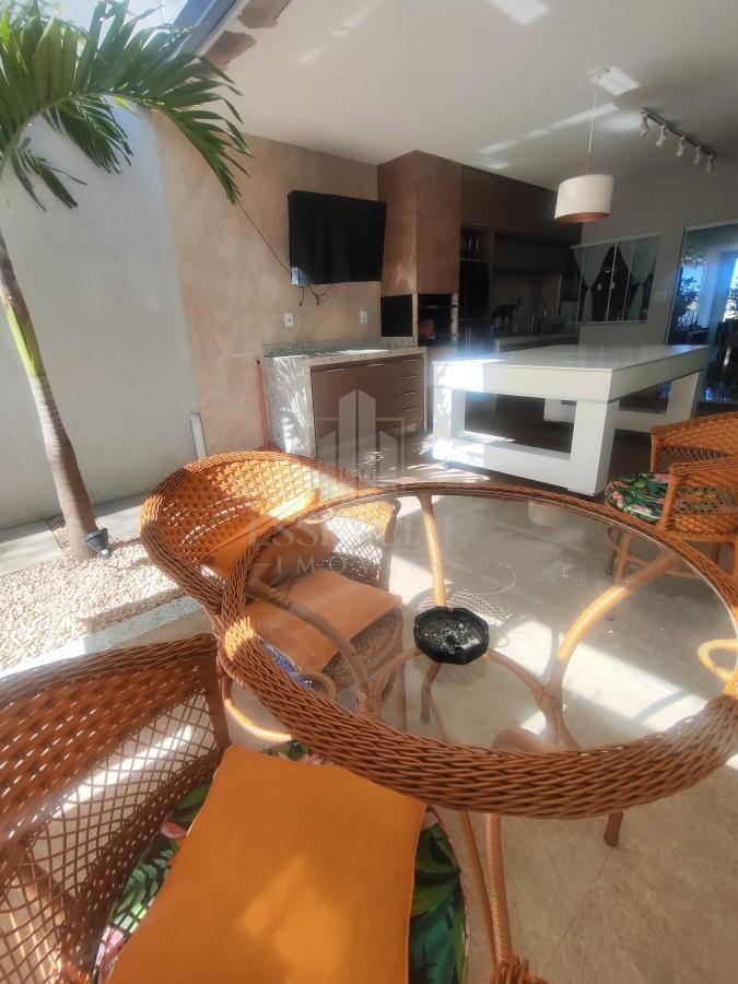 Casa à venda com 3 quartos, 220m² - Foto 10