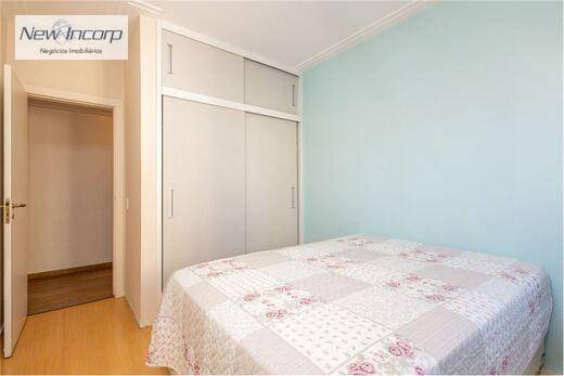 Apartamento à venda com 4 quartos, 196m² - Foto 32