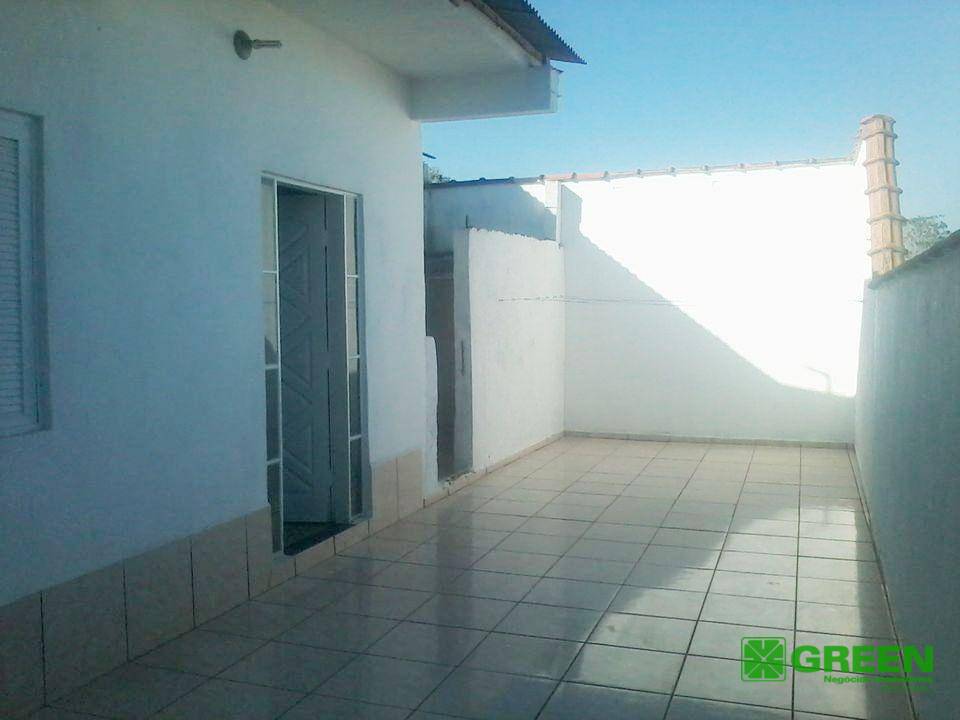 Casa à venda com 3 quartos, 224m² - Foto 13