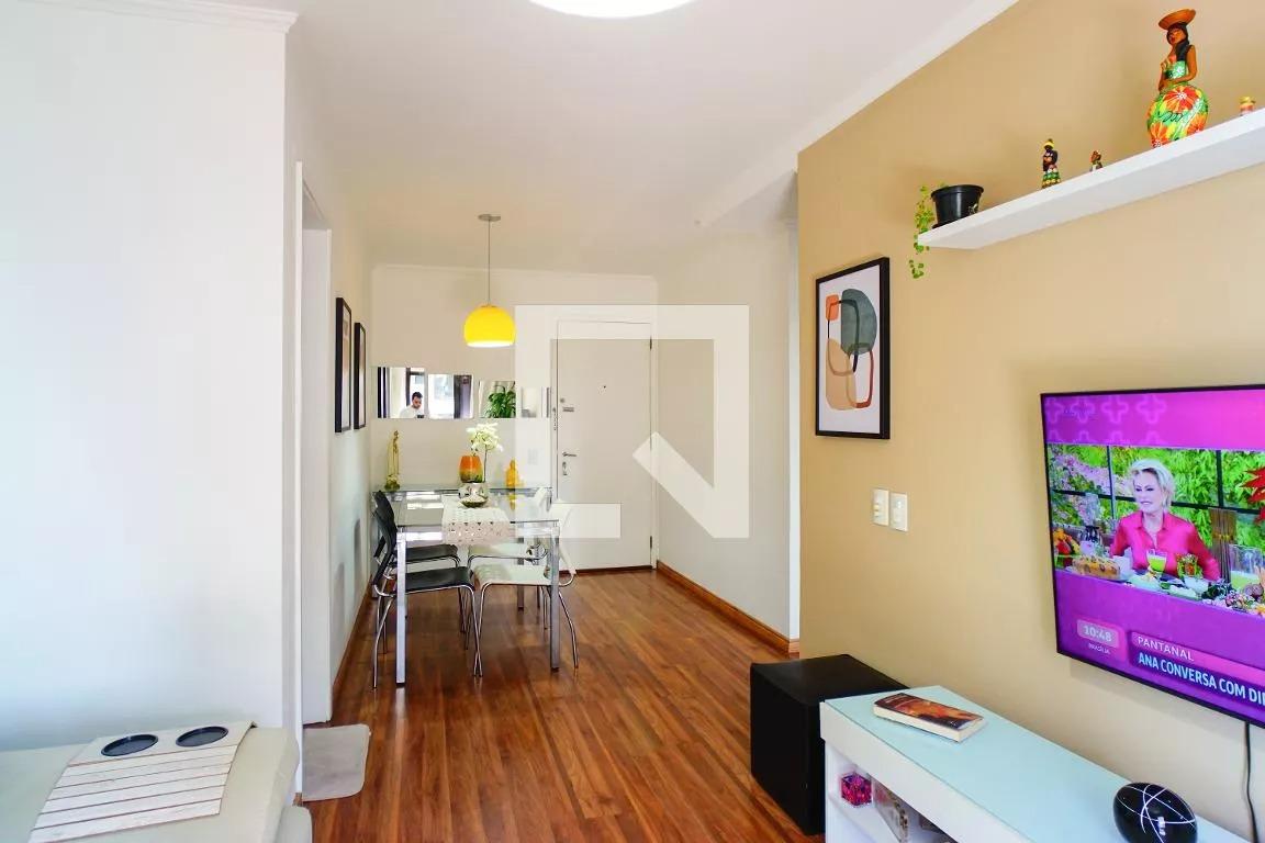 Apartamento à venda com 2 quartos, 69m² - Foto 2