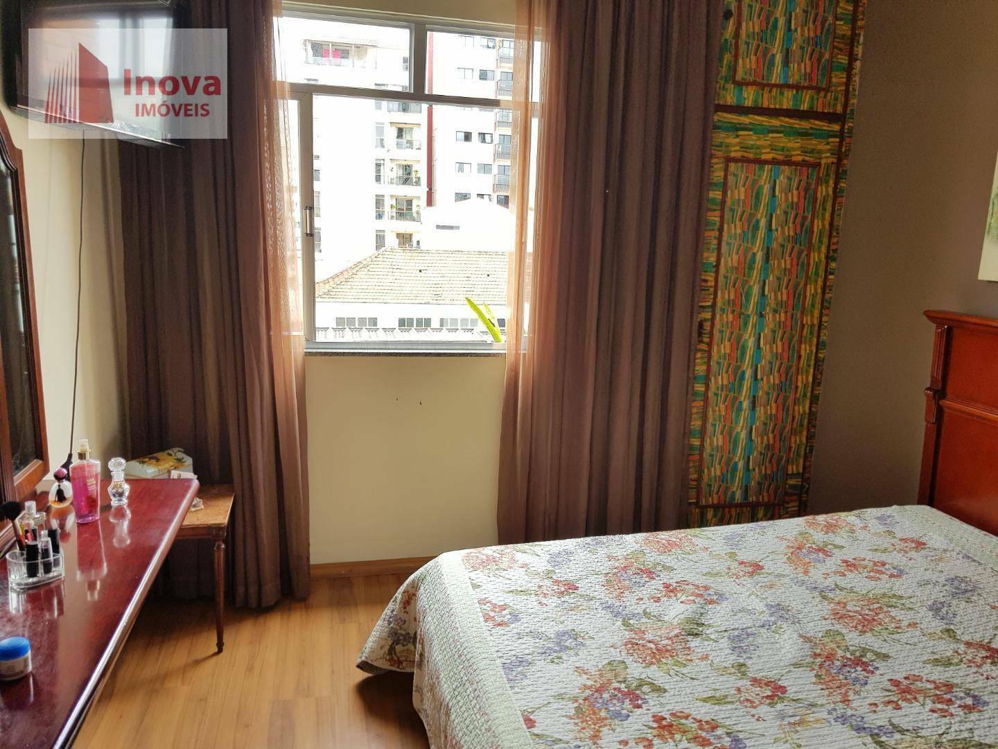 Apartamento à venda com 2 quartos, 70m² - Foto 8