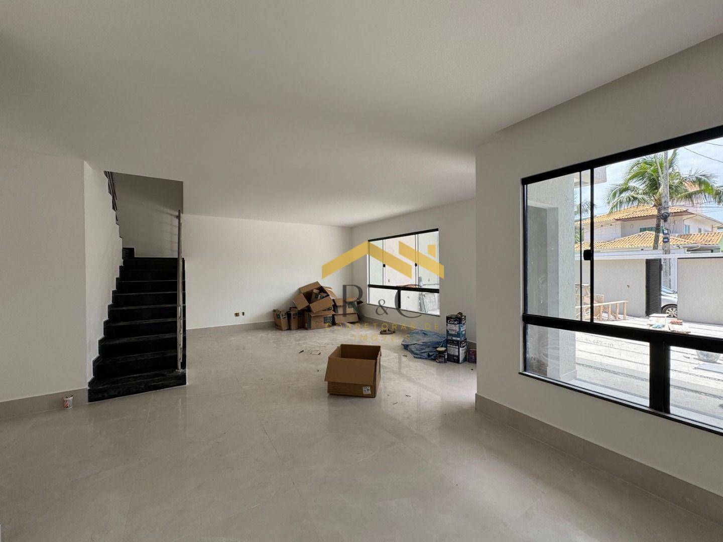 Casa à venda com 3 quartos, 150m² - Foto 4