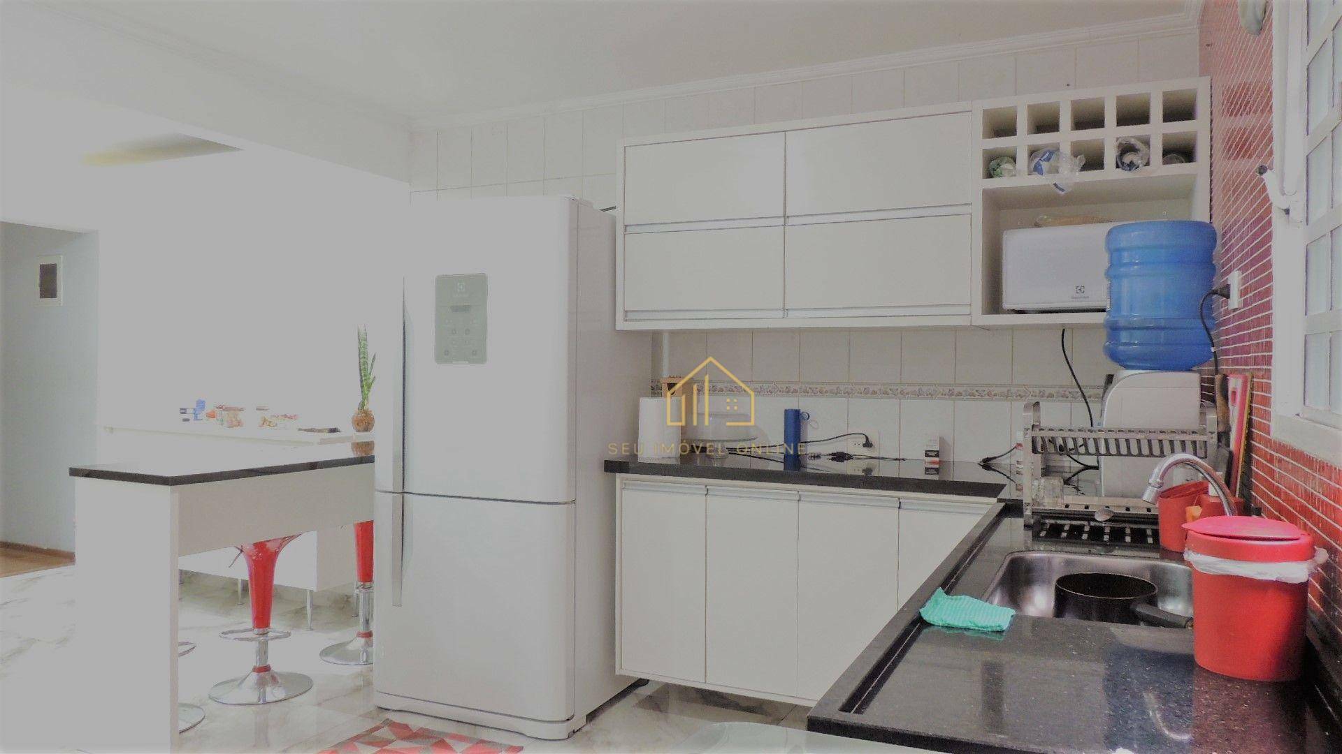 Sobrado à venda e aluguel com 4 quartos, 180m² - Foto 16