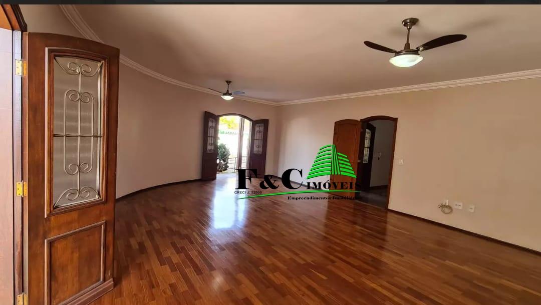 Casa à venda com 4 quartos, 500m² - Foto 14