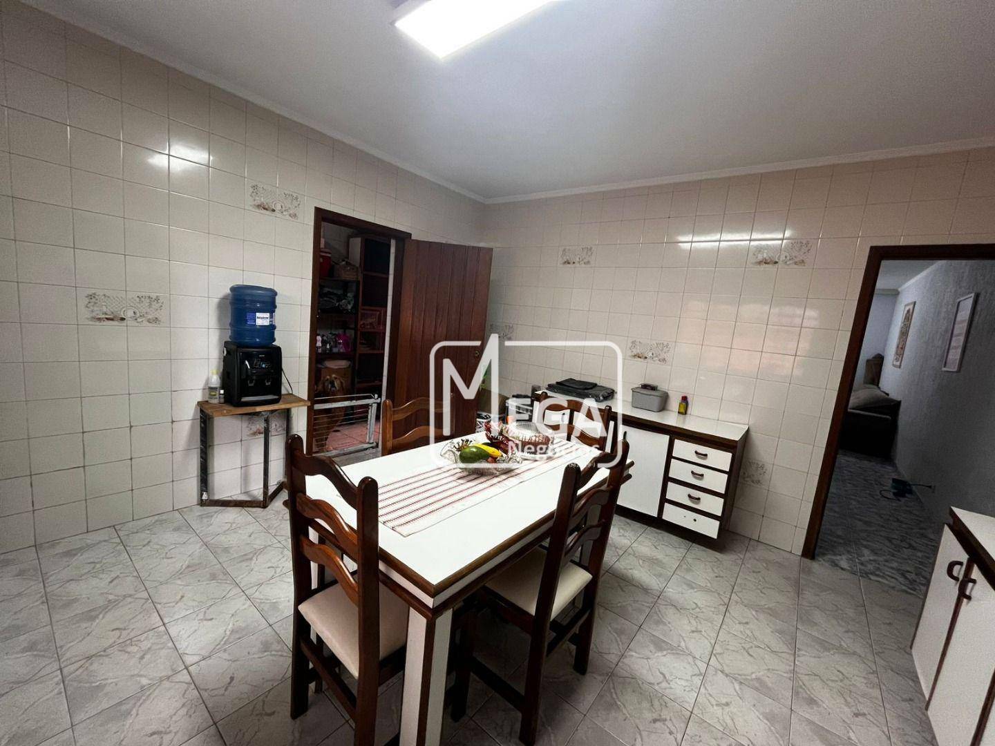 Sobrado à venda com 3 quartos, 185m² - Foto 3