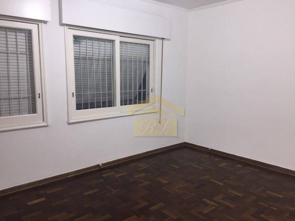 Casa para alugar com 3 quartos, 170m² - Foto 30