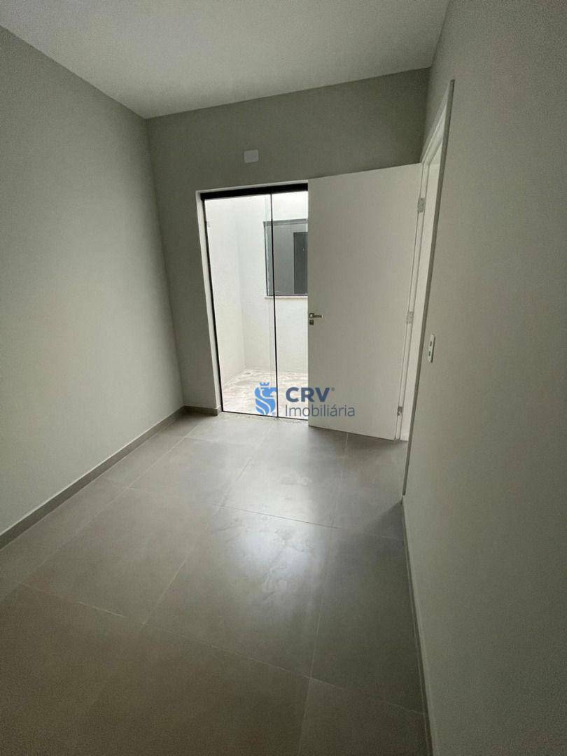 Casa à venda com 3 quartos, 90m² - Foto 13