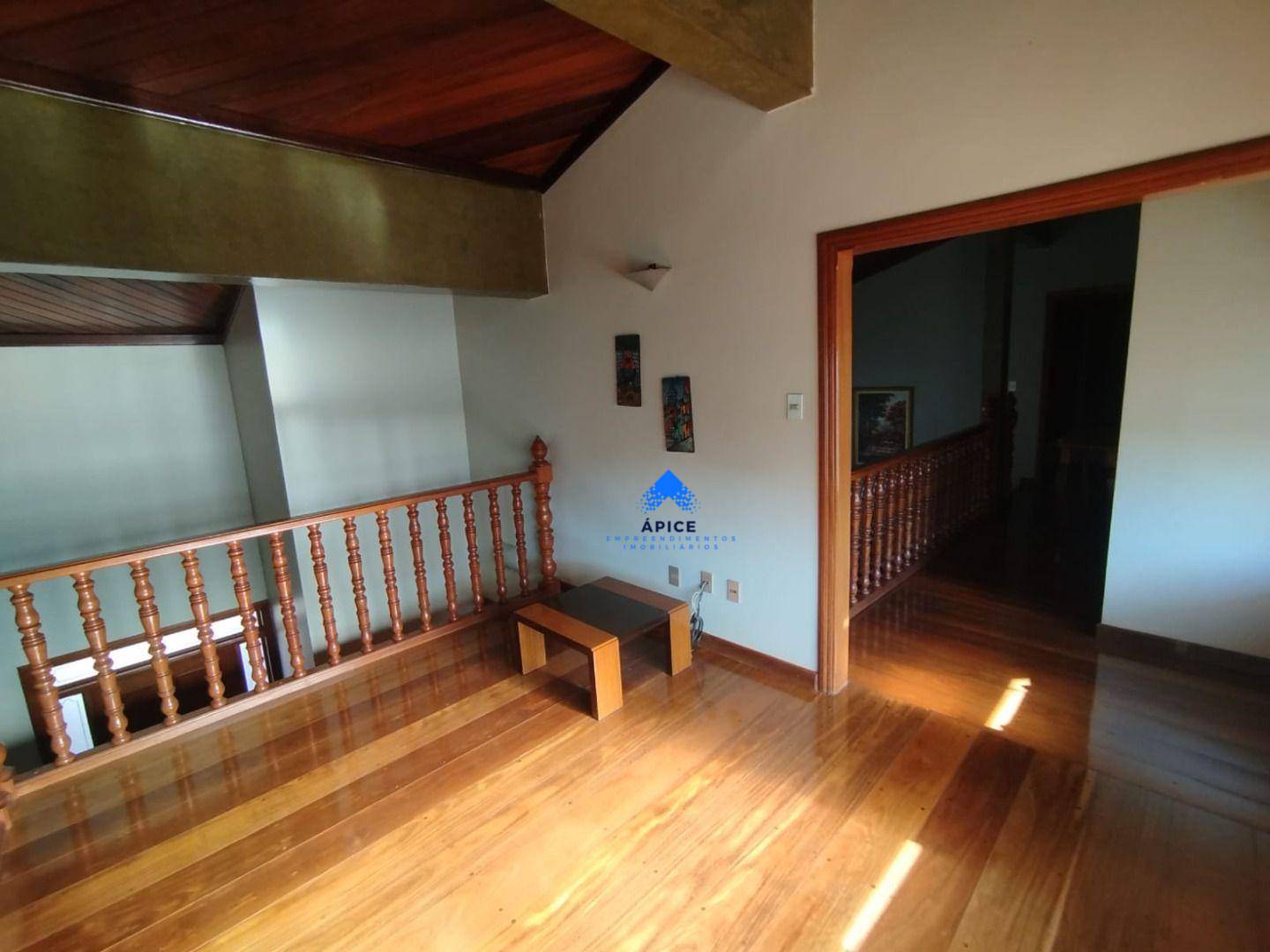 Sobrado para alugar com 4 quartos, 374m² - Foto 14