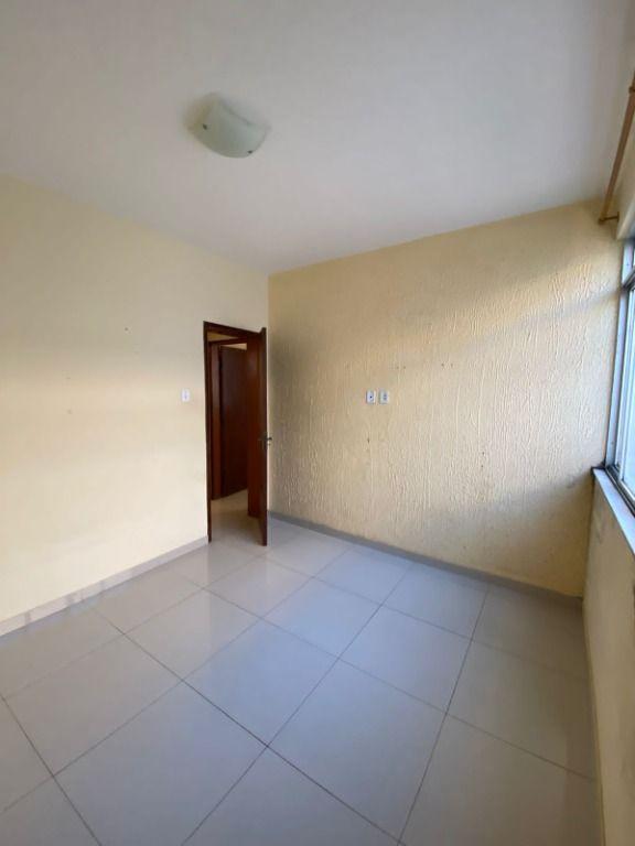 Apartamento à venda com 4 quartos, 100m² - Foto 4