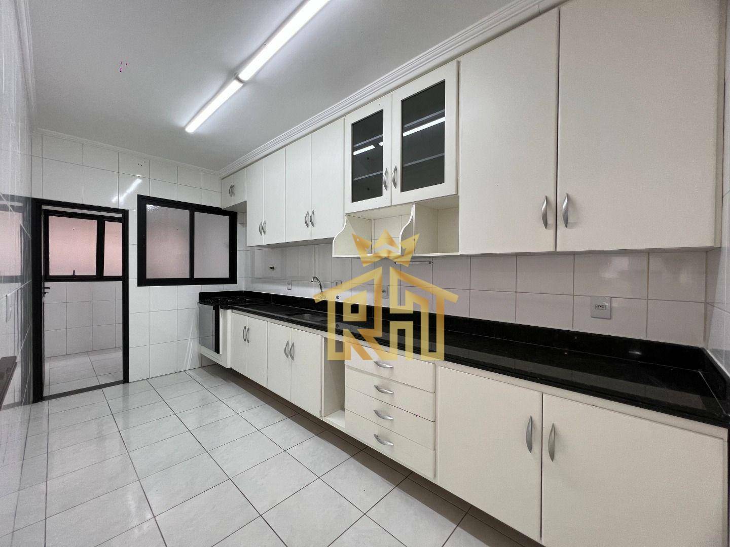 Apartamento à venda com 3 quartos, 131m² - Foto 20