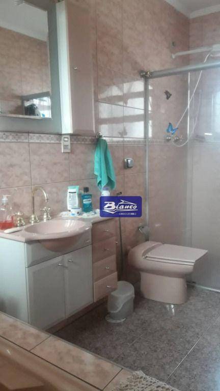 Sobrado à venda com 3 quartos, 240m² - Foto 27