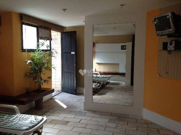 Apartamento à venda com 2 quartos, 70m² - Foto 15