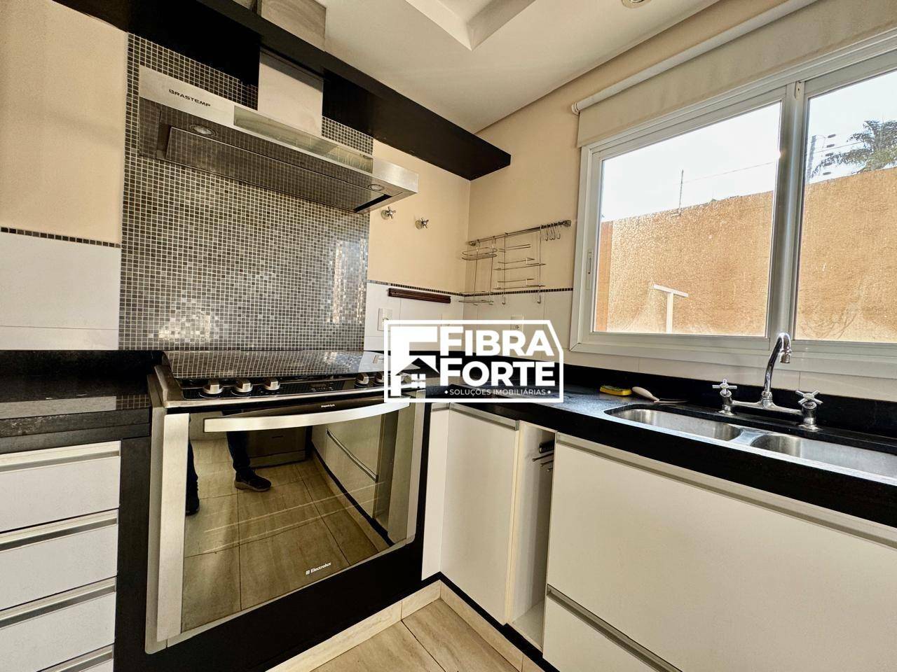 Casa de Condomínio à venda com 3 quartos, 220m² - Foto 5