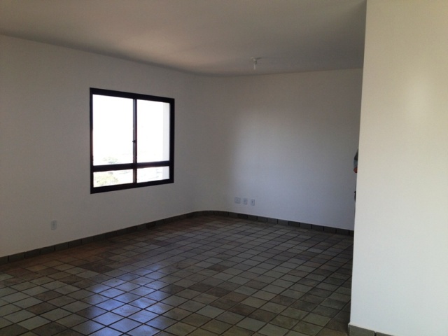 Apartamento à venda com 4 quartos, 205m² - Foto 17