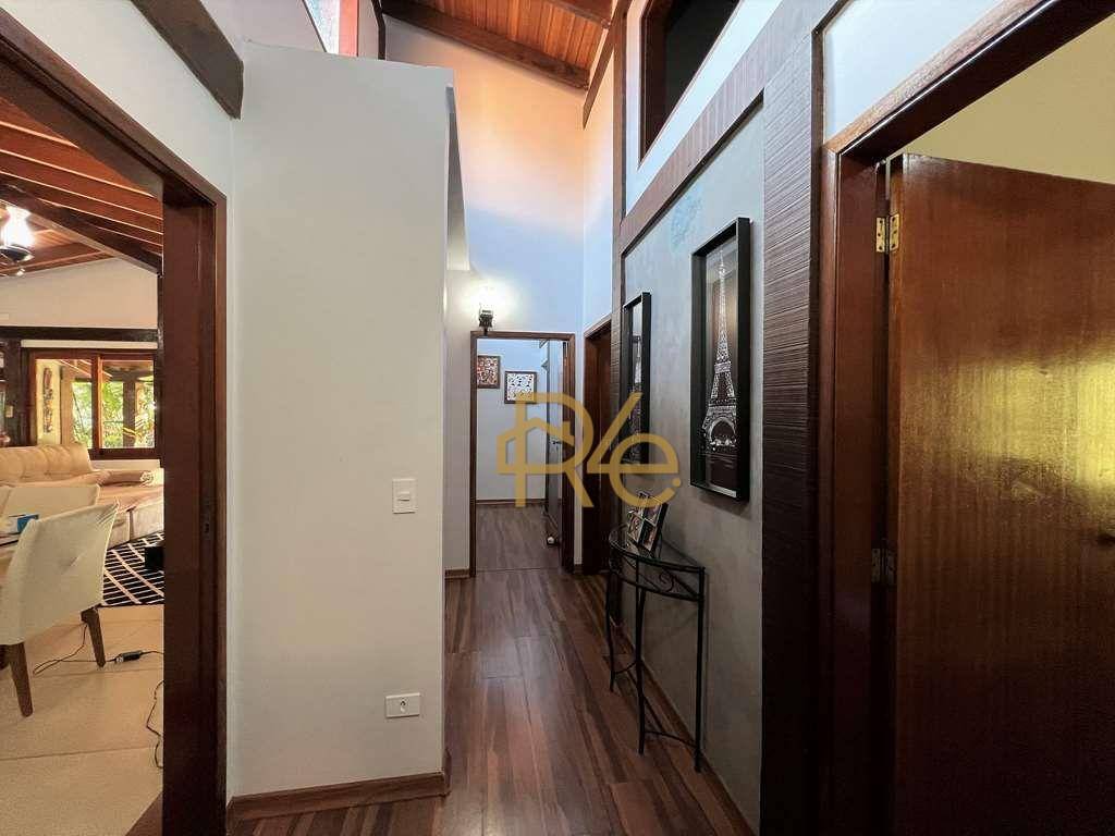 Casa de Condomínio à venda com 4 quartos, 320m² - Foto 31