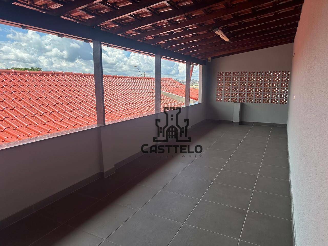 Casa à venda com 3 quartos, 200m² - Foto 15