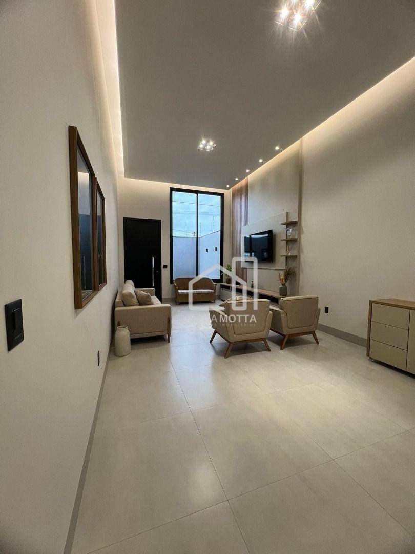 Casa à venda com 2 quartos, 170m² - Foto 9