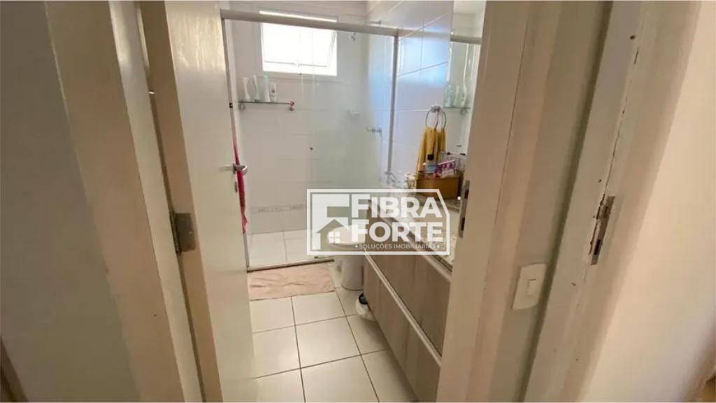 Apartamento à venda com 4 quartos, 134m² - Foto 29