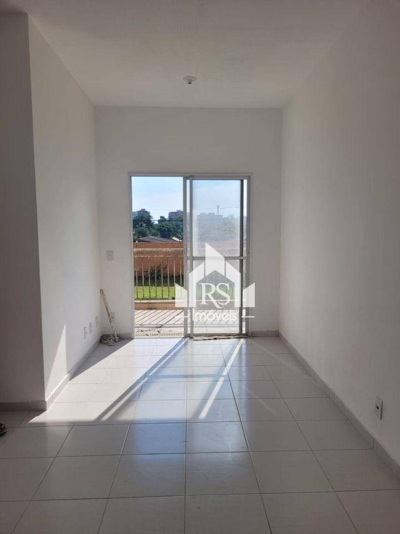 Apartamento à venda com 3 quartos, 65m² - Foto 13