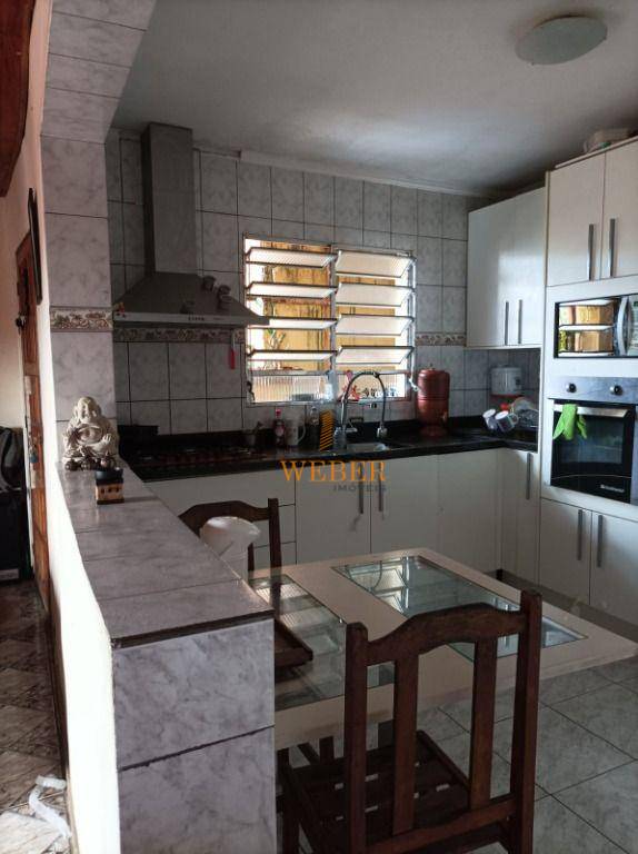 Sobrado à venda com 3 quartos, 247m² - Foto 11