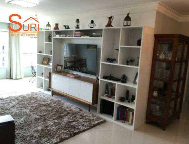 Apartamento à venda com 3 quartos, 150m² - Foto 19