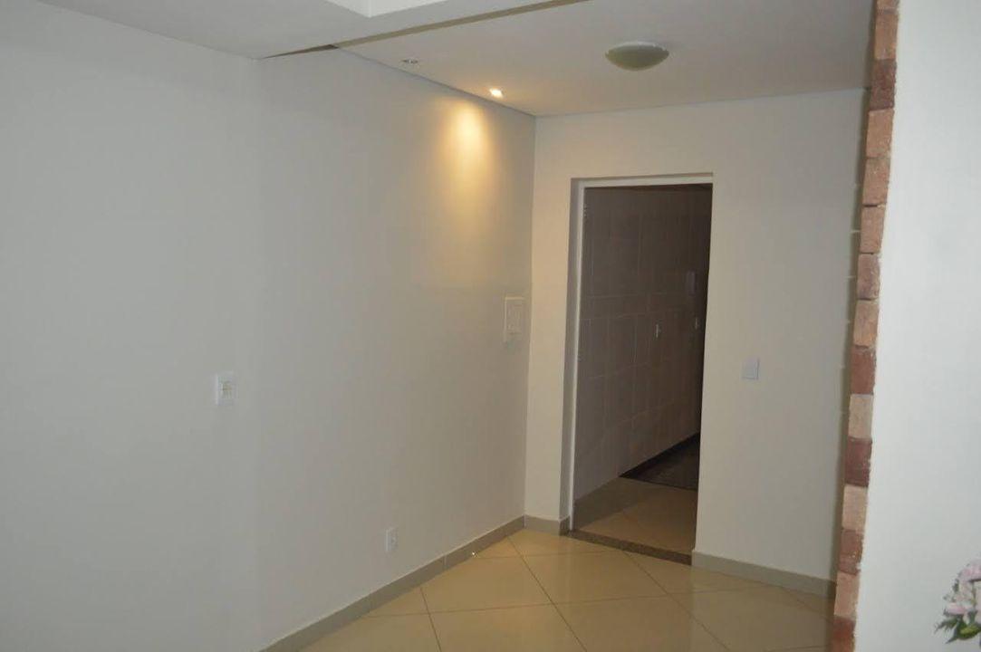 Apartamento à venda com 2 quartos, 88m² - Foto 3